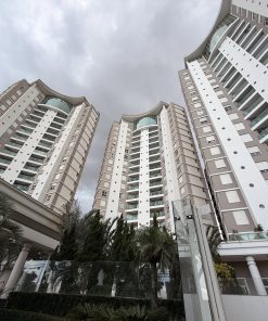Apartamento alto padrão à venda no Privilege em Cascavel com 3 suítes e 4 vagas