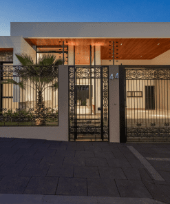 Casa Térrea de Alto Padrão - Semi Mobiliada - 3 Suítes - Tropical 3