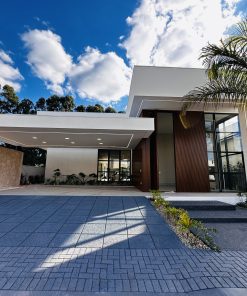 Casa de Alto Padrão no Condomínio Terra Verde Tropical