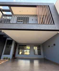 Sobrado no Bairro Tropical em Cascavel com 3 dormitórios e espaço gourmet