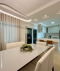 Sobrado à venda Bairro Tropical Cascavel Suite e dois dormitórios